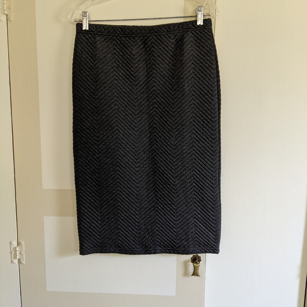 Grey herringbone textured skirt